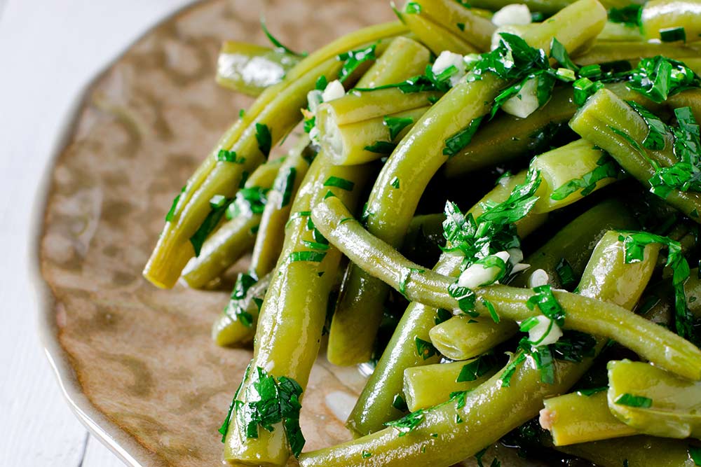 Bohnensalat Rezept mit grünen Bohnen und Zwiebeln (lecker)
