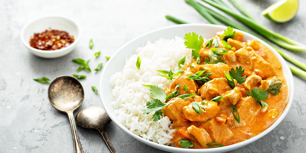 Hähnchen-Curry Rezept mit Kokosmilch und Reis