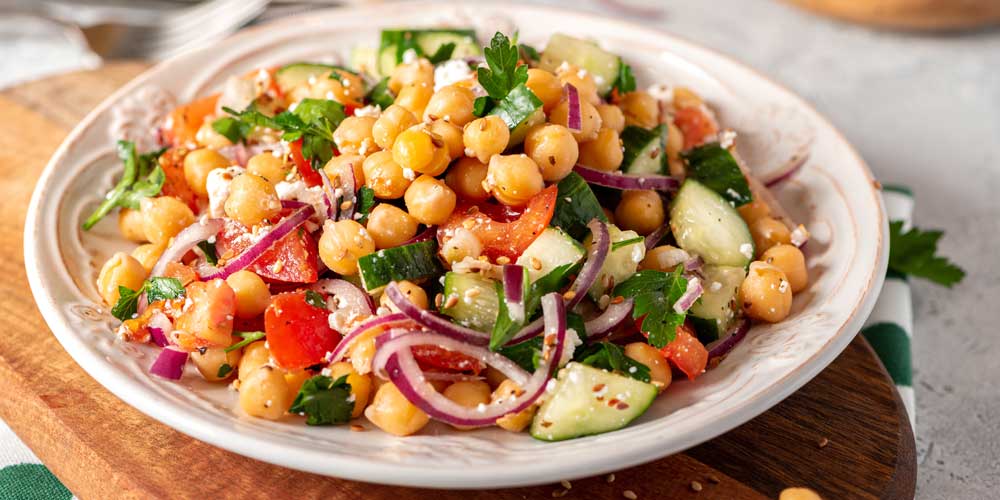Kichererbsensalat Kichererbsensalat Rezept mit Feta, Tomaten und Gurken