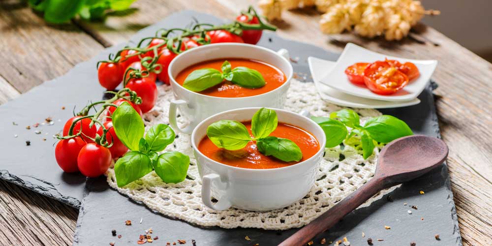 Tomatensuppe aus passierten Tomaten Rezept